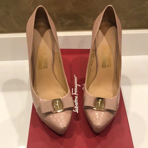 Salvatore Ferragamo Shoes - Salvatore Ferragamo Trilly Pumps Reptile